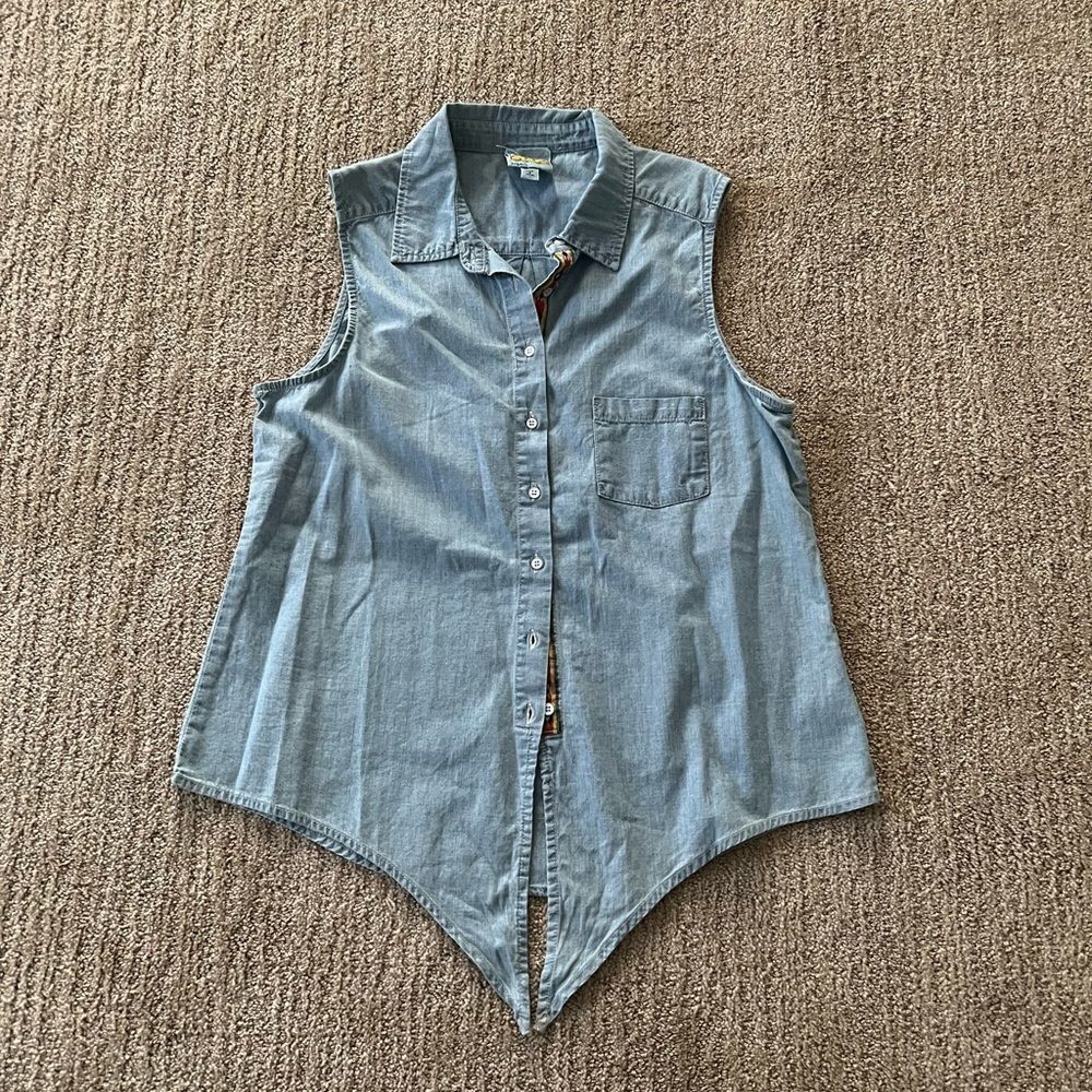 C&C California Blue Button Down Tank Top with front tie